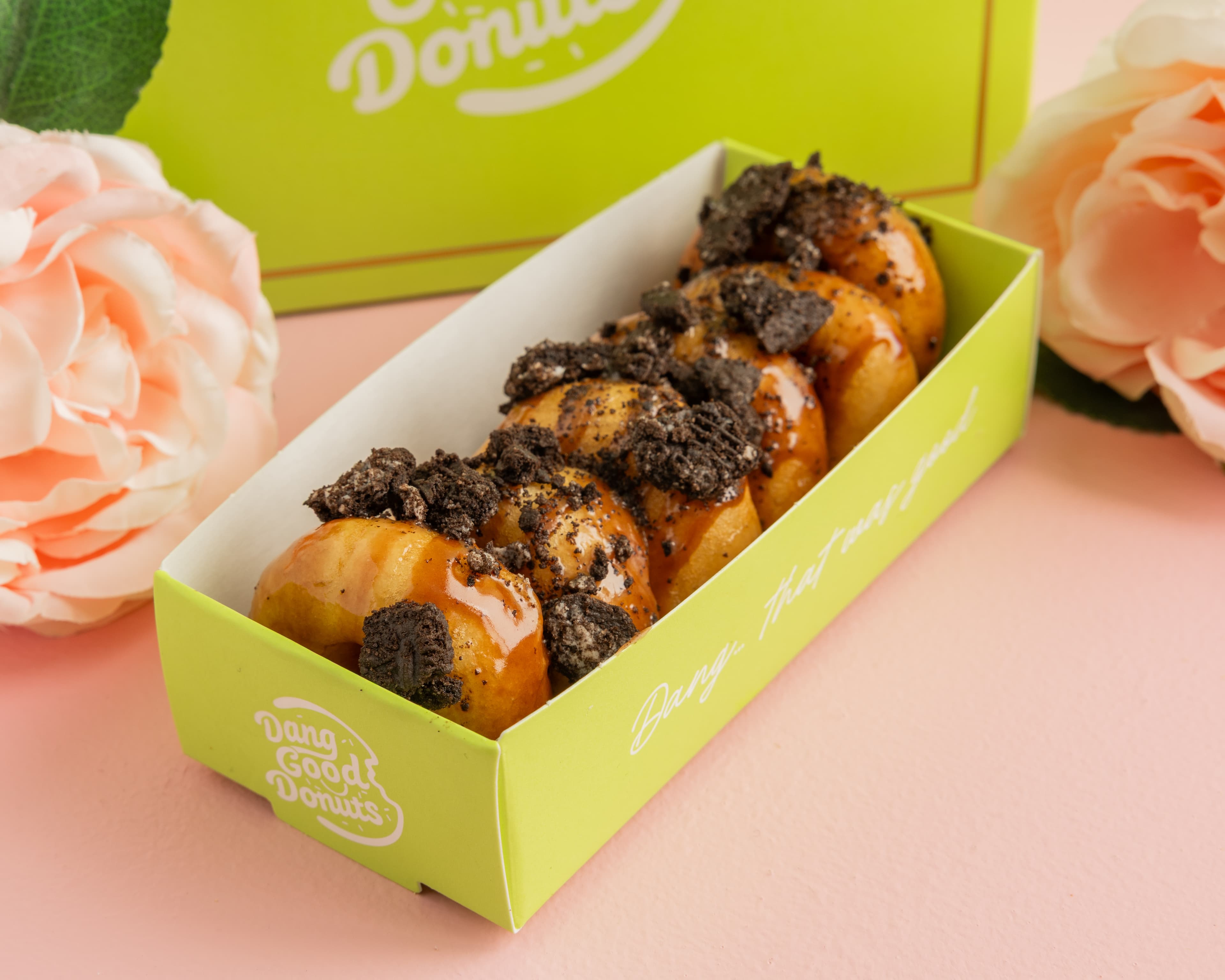 Cookie n' Cream mini donut